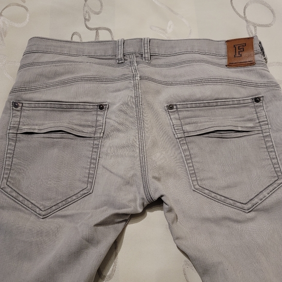 French Connection - skinny stretch - 32/32 - Picture 3 of 5